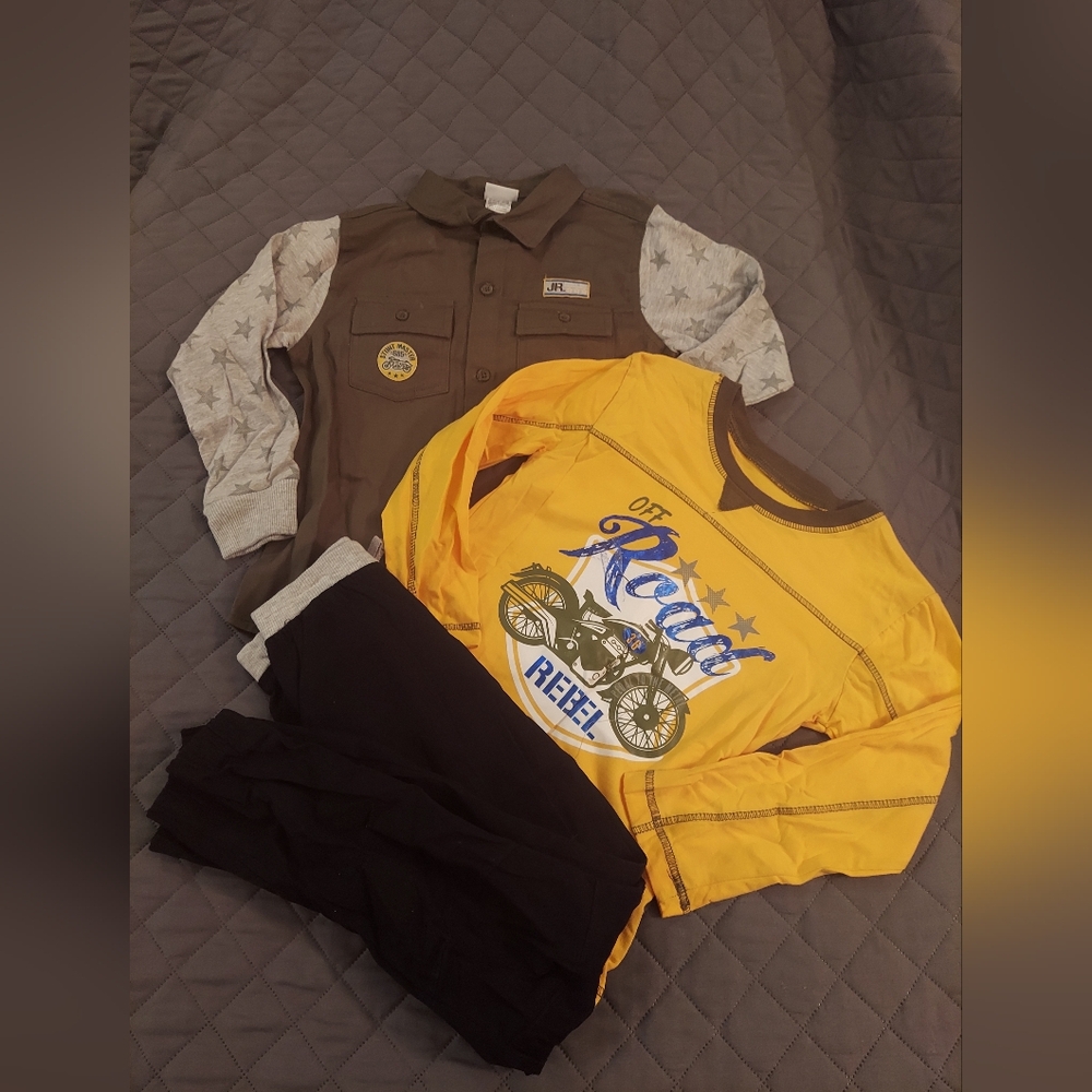 Rebels Yellow and Brown Adventure Long Sleeve Set